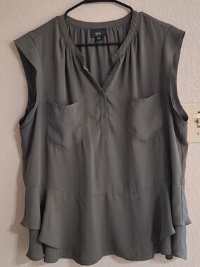 Massimo Sz2XL Olive Green Sleeveless Peplum Blouse